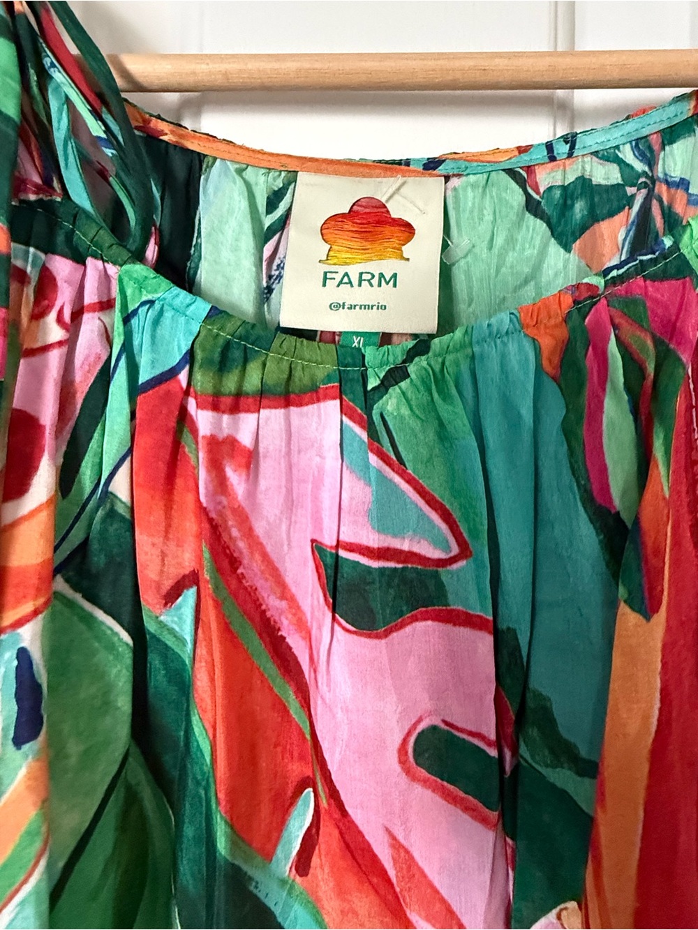 FARM Rio Tropical Floral Midi Dress - Picture 2 of 4